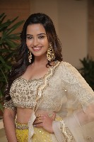 Actress Pujita Ponnada Stills